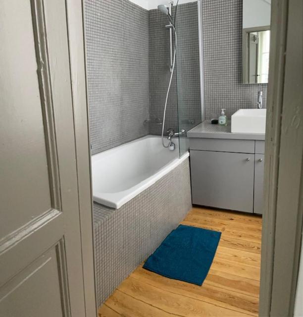 Duplex Dernier Etage Avec Terasse A Deux Pas De La Grand Place Брюссель Экстерьер фото